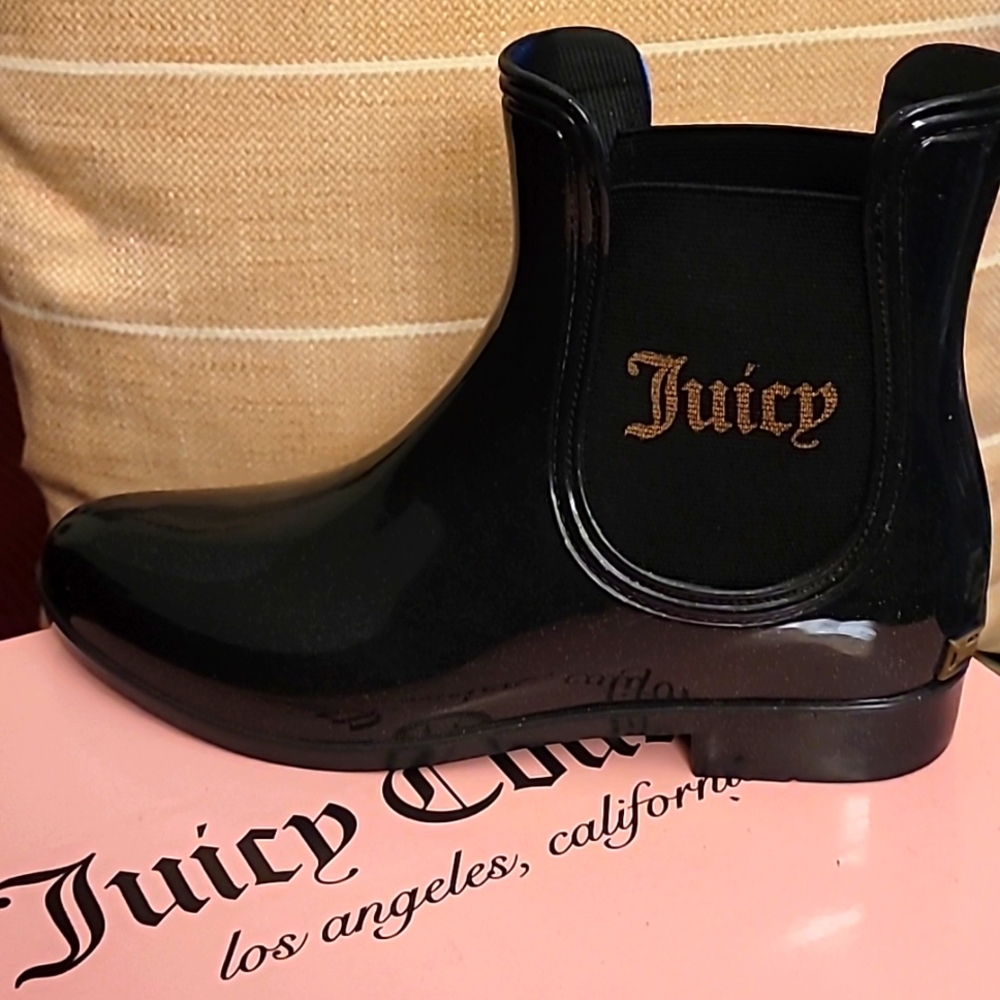 Juicy Couture NIB Rori Black Sparkle Bootie